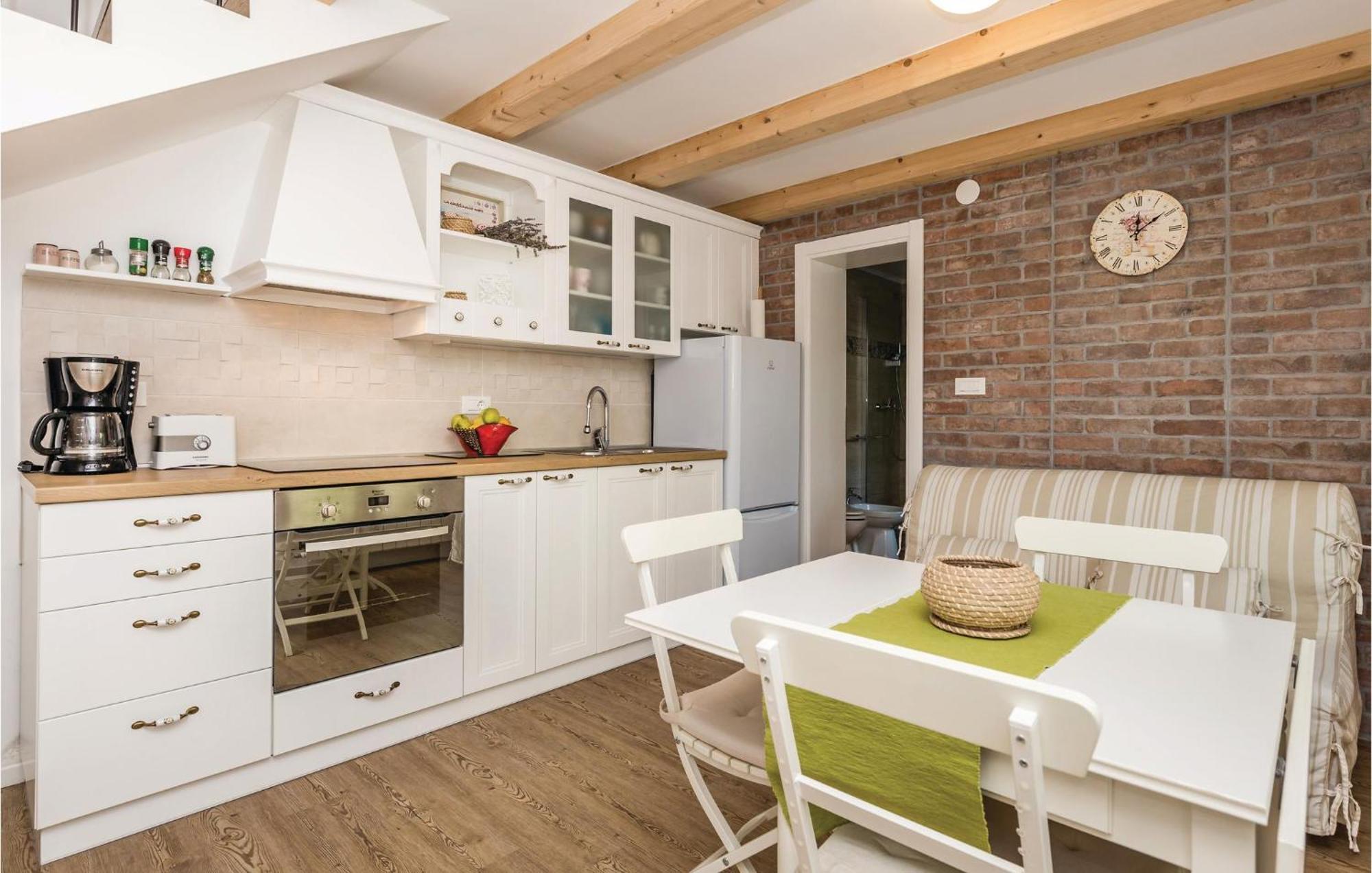 Lovely Home In Matulji With Outdoor Swimming Pool Exteriör bild