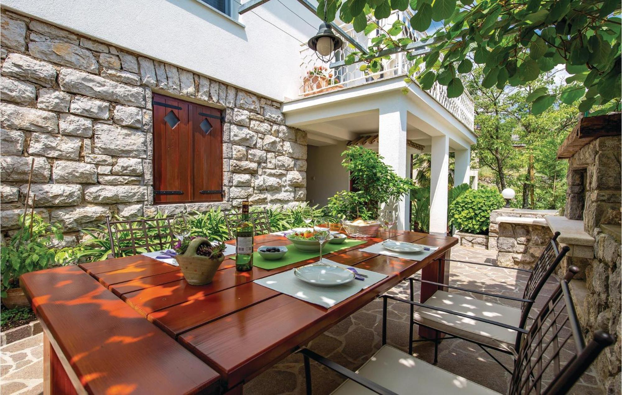 Lovely Home In Matulji With Outdoor Swimming Pool Exteriör bild