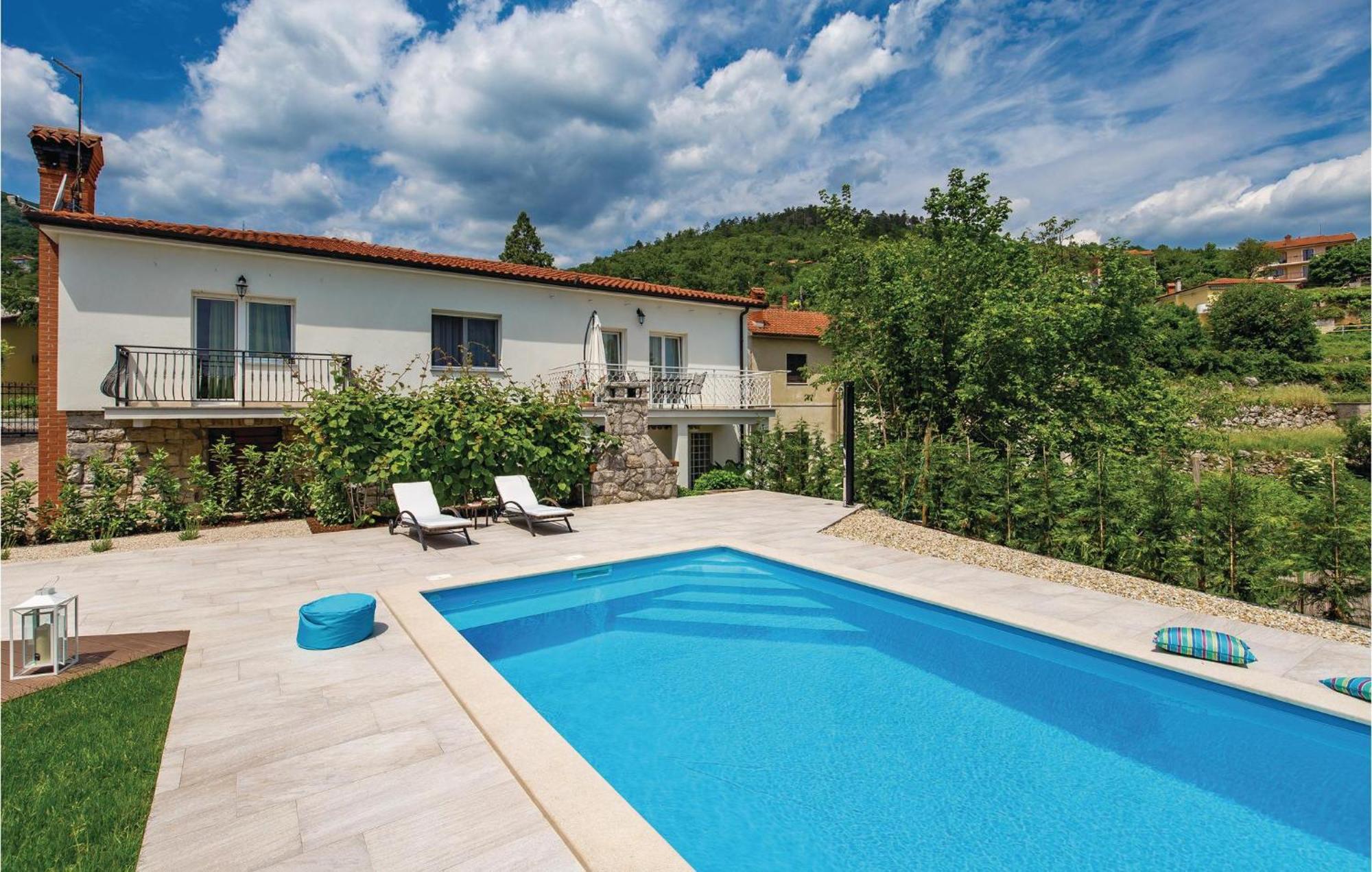 Lovely Home In Matulji With Outdoor Swimming Pool Exteriör bild
