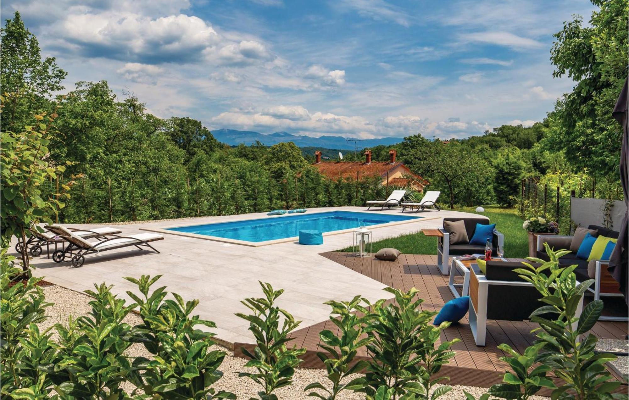 Lovely Home In Matulji With Outdoor Swimming Pool Exteriör bild